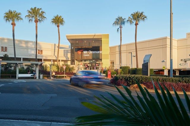 Mount Ommaney Centre